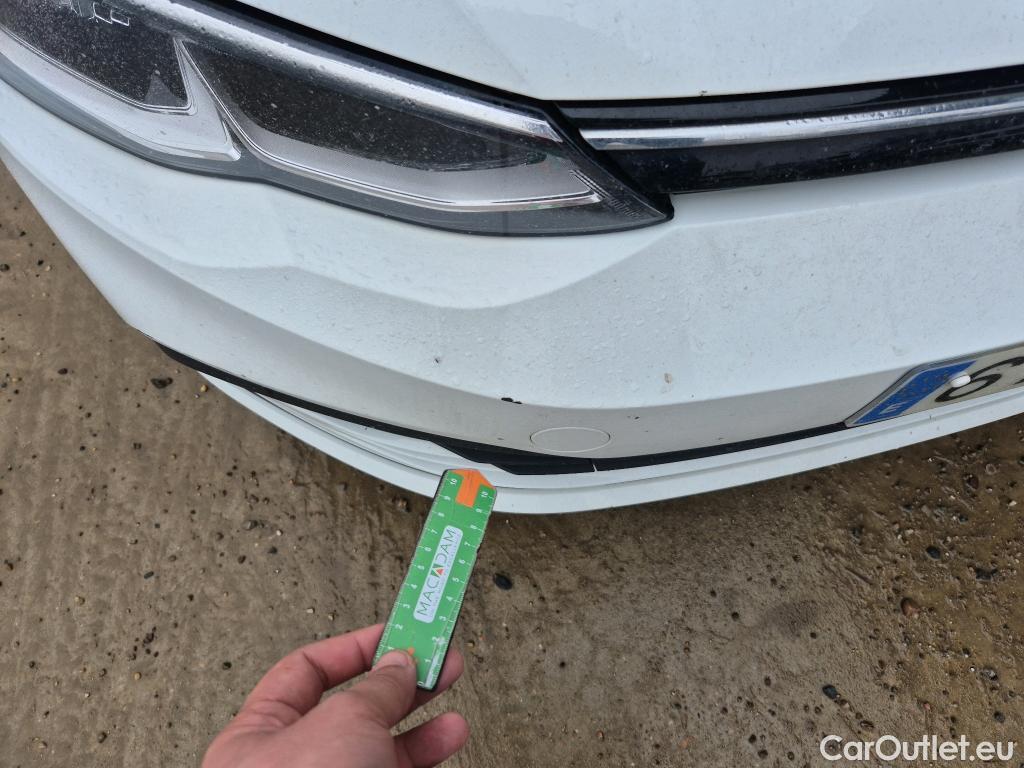  Volkswagen  Golf  VOLKSWAGEN / 2020 / 5P / berlina con portón 2.0 TDI 85kW (115CV) (AC4) #6