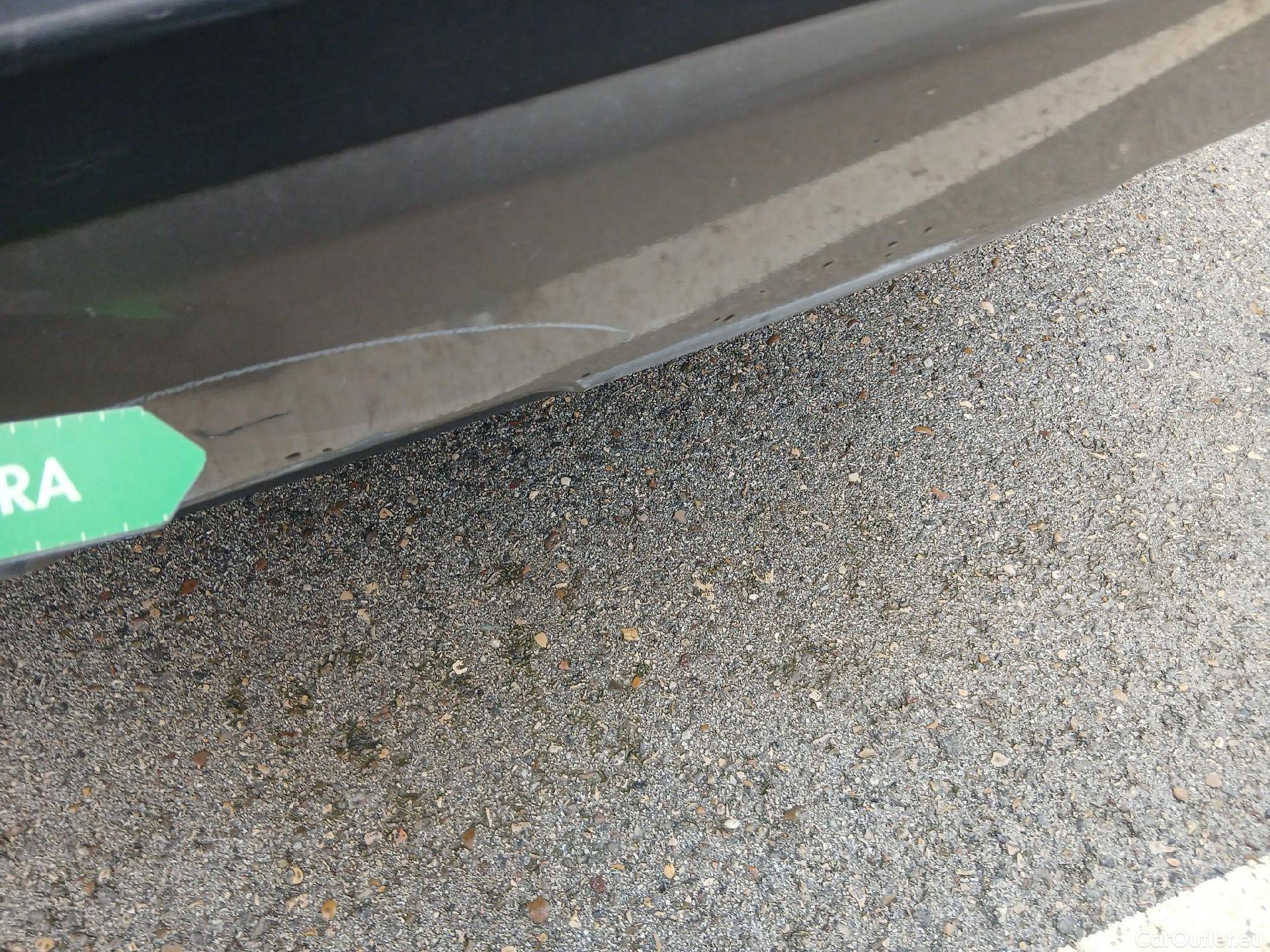  Toyota  RAV4 TOYOTA  / 2018 / 5P / todoterreno 2.5l 220H Luxury #10