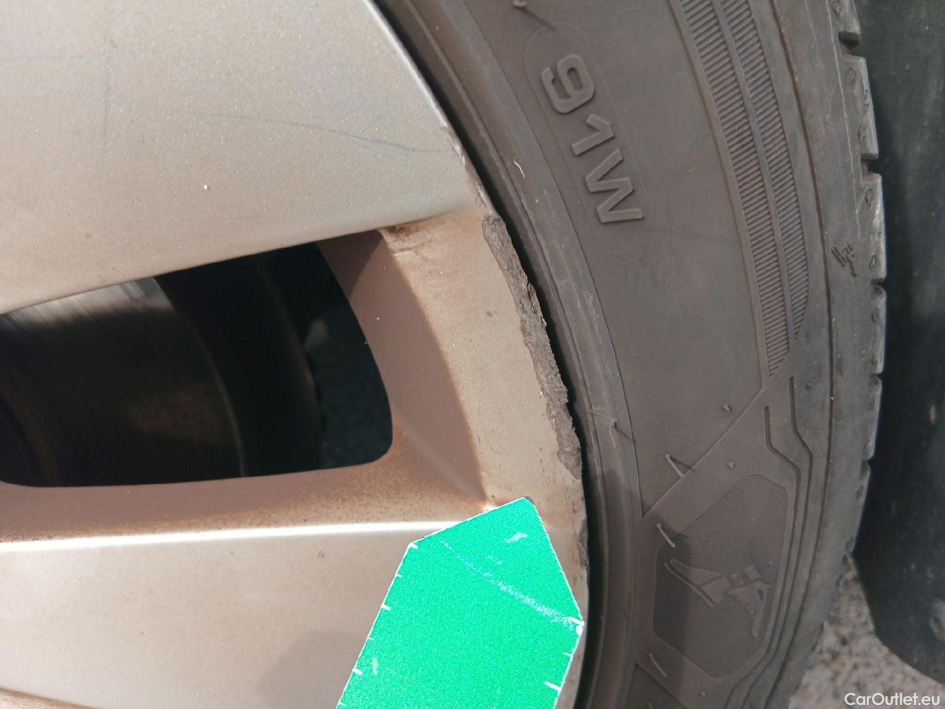  Volkswagen  Golf  VOLKSWAGEN / 2020 / 5P / berlina con portón Style 1.5 eTSI 110kW (150CV) DSG #7