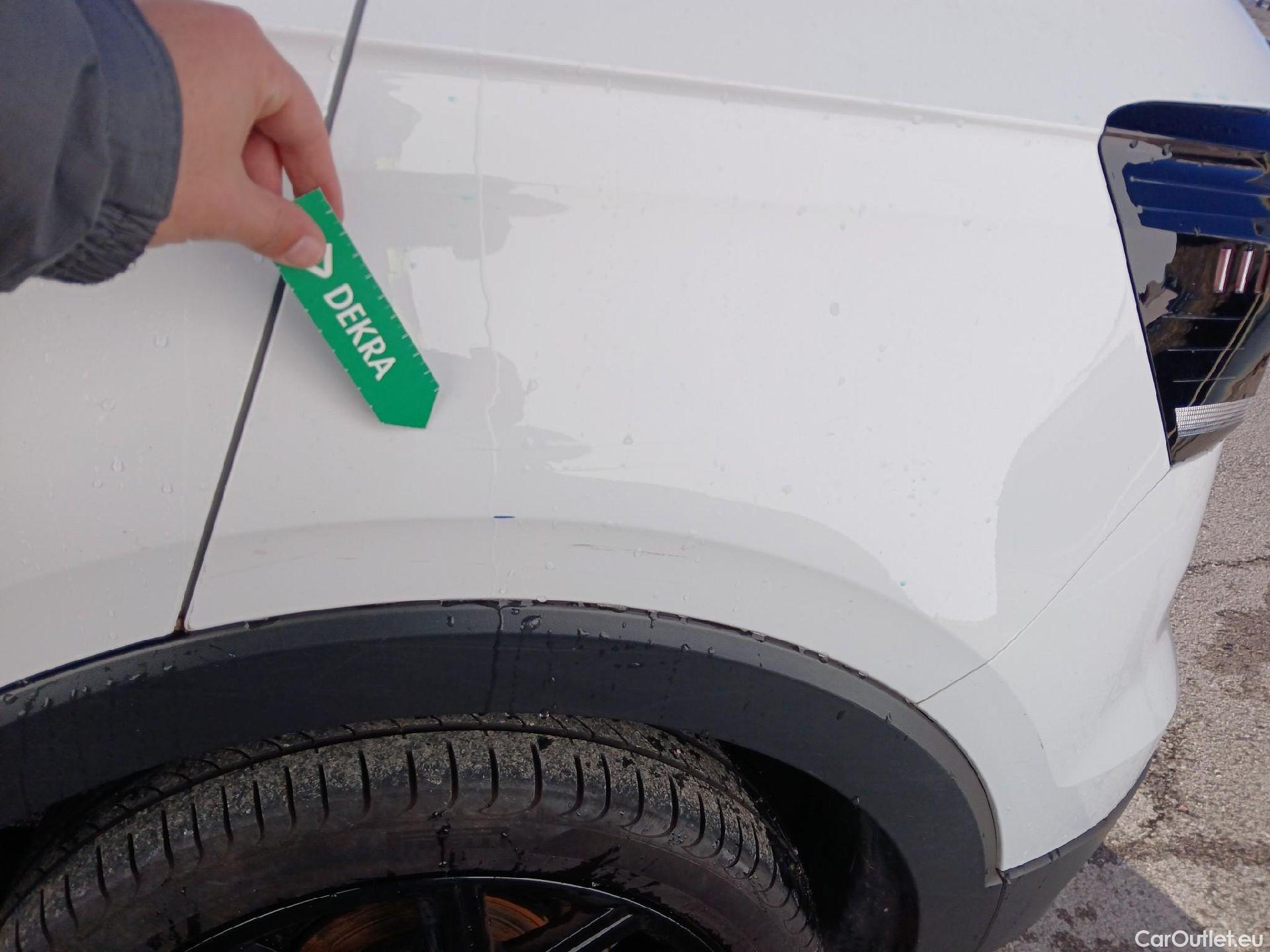  Volkswagen  T-CROSS VOLKSWAGEN  / 2018 / 5P / todoterreno Sport 1.5 TSI 110kW (150CV) DSG #17