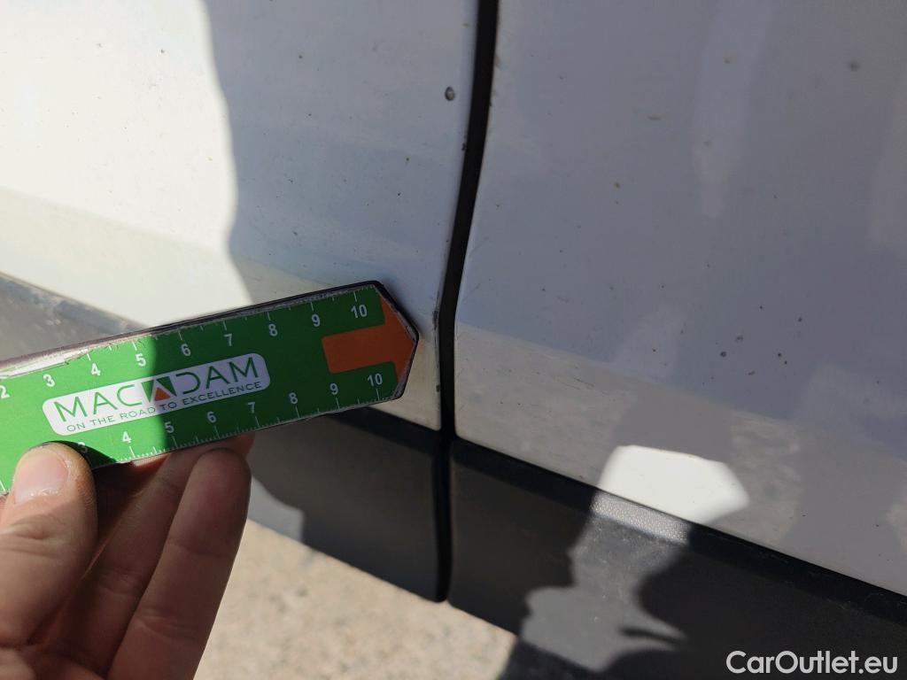  Volkswagen  T-CROSS VOLKSWAGEN  / 2018 / 5P / todoterreno Edition 1.0 TSI 70kW (95CV) #18