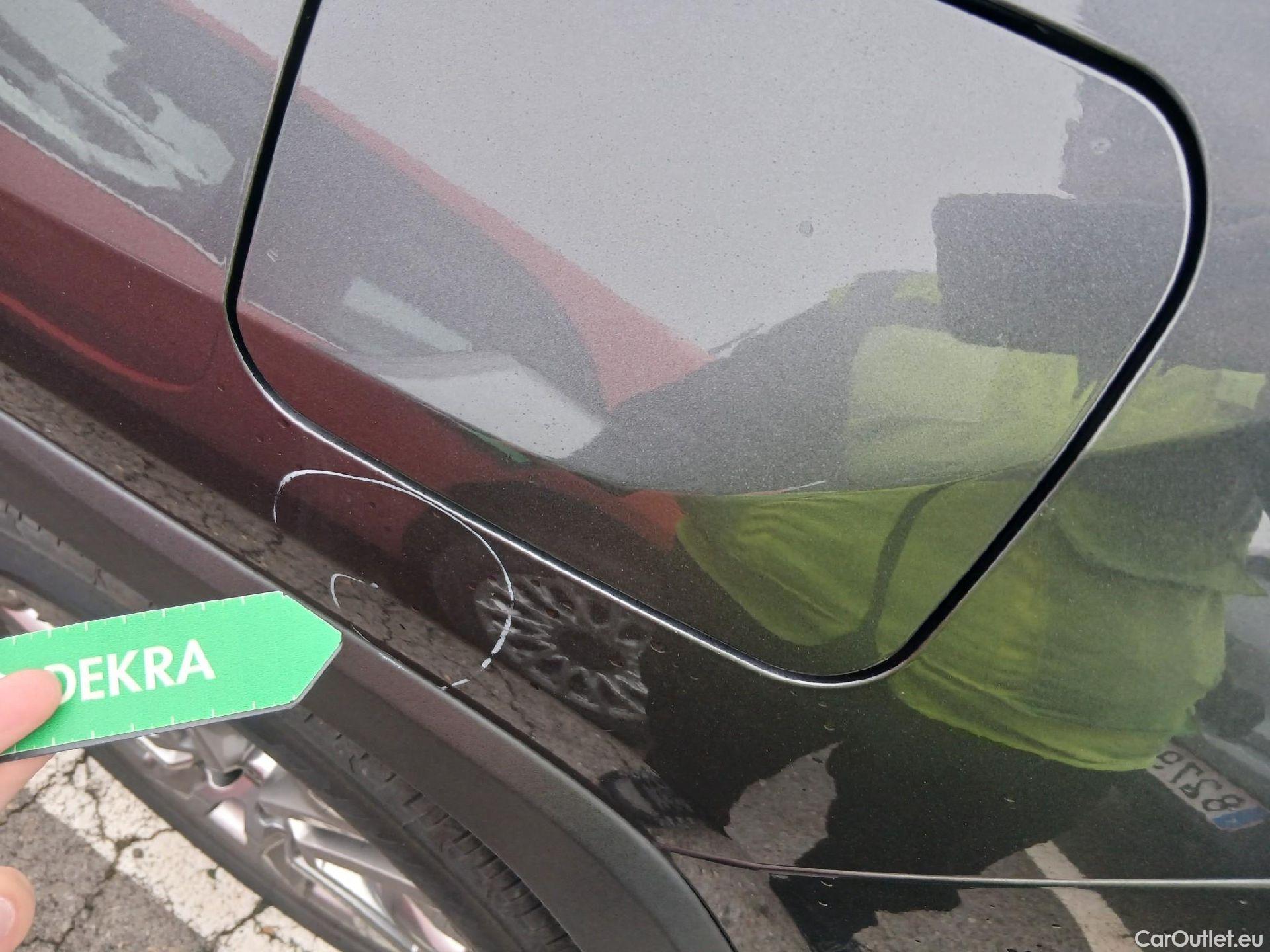  Toyota  RAV4 TOYOTA  / 2018 / 5P / todoterreno 2.5l 220H Luxury #7