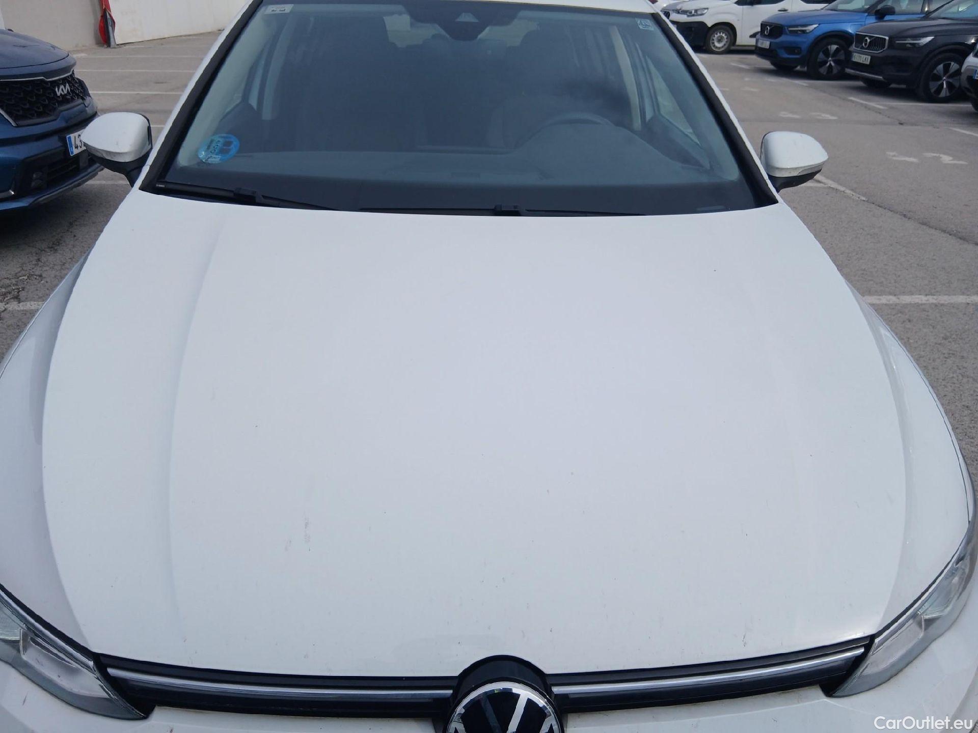  Volkswagen  Golf  VOLKSWAGEN / 2020 / 5P / berlina con portón Style 1.5 eTSI 110kW (150CV) DSG #2