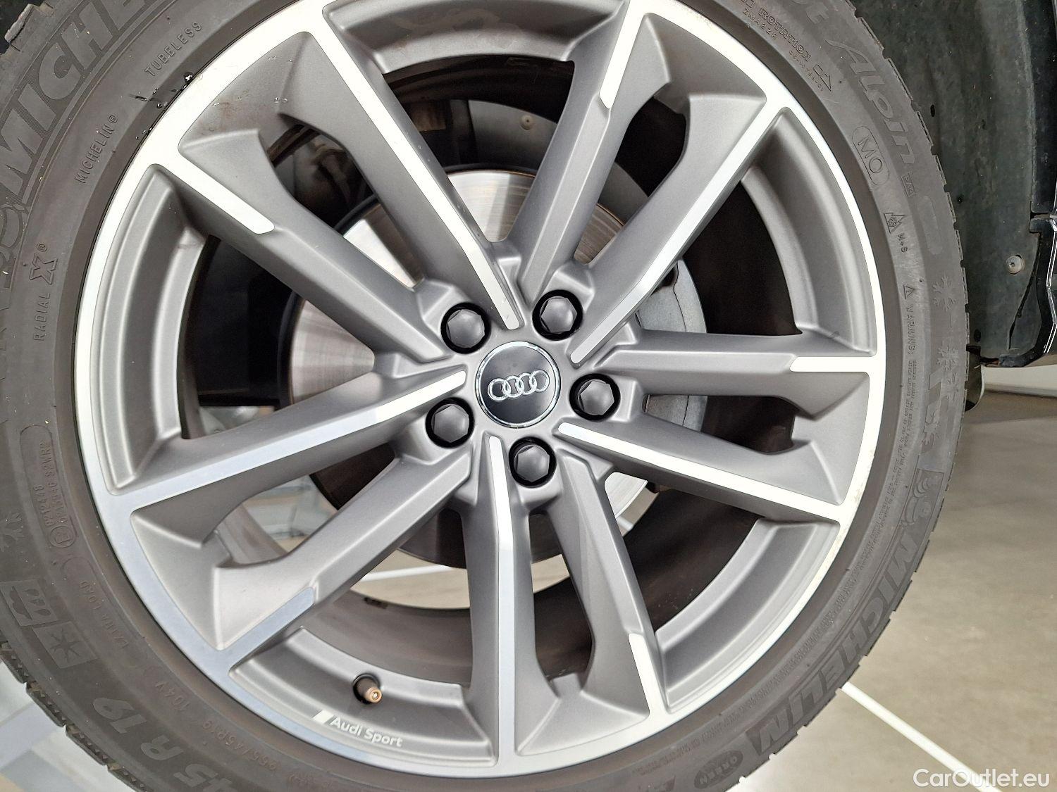  Audi  Q3 Audi,  '18, Audi  35 TFSI S tronic S line 5d NO COC!!! #1