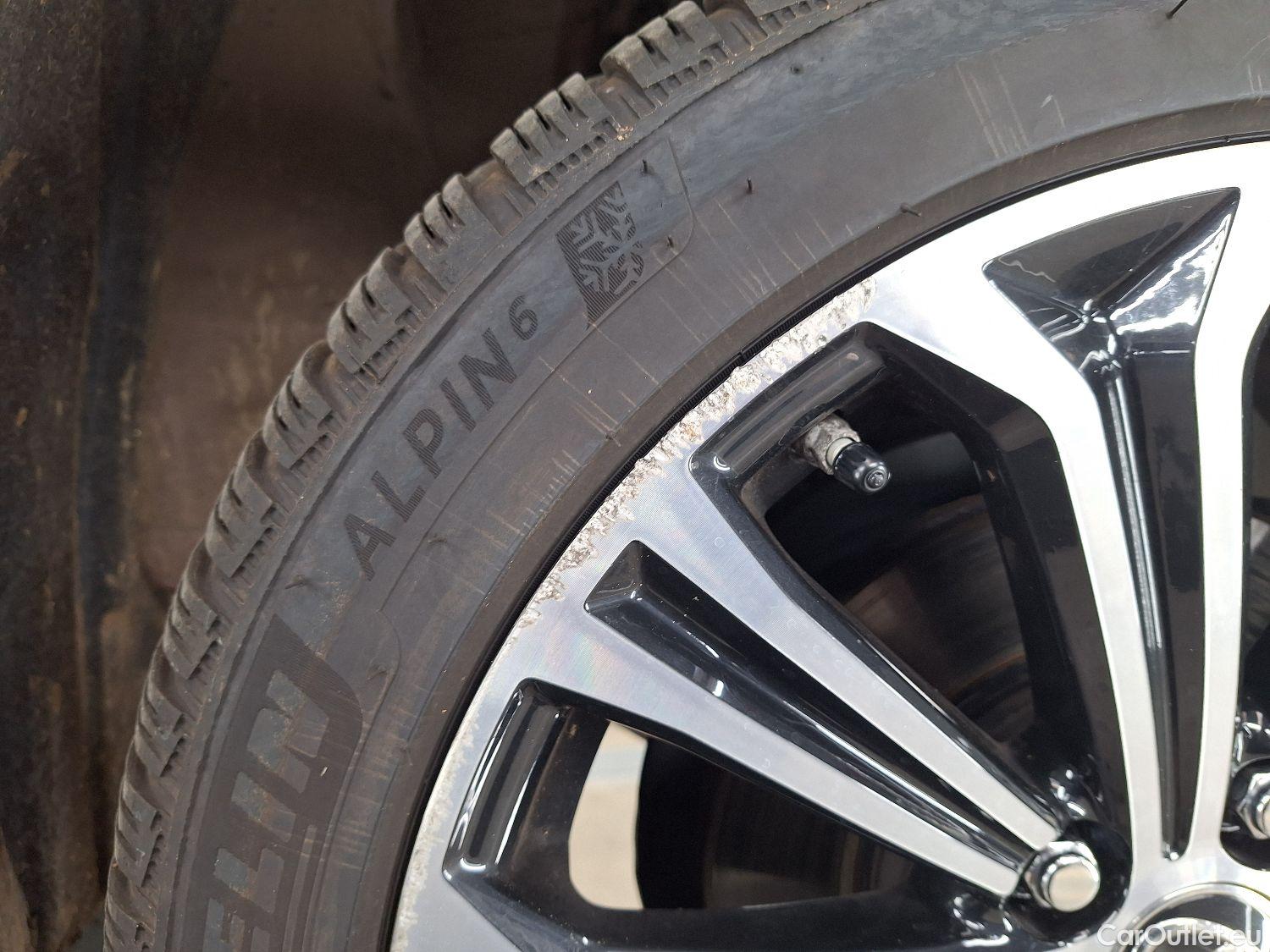  Toyota  Corolla Toyota,  TS '19, Toyota  Touring Sports 1.8 Hybrid Premium e #5