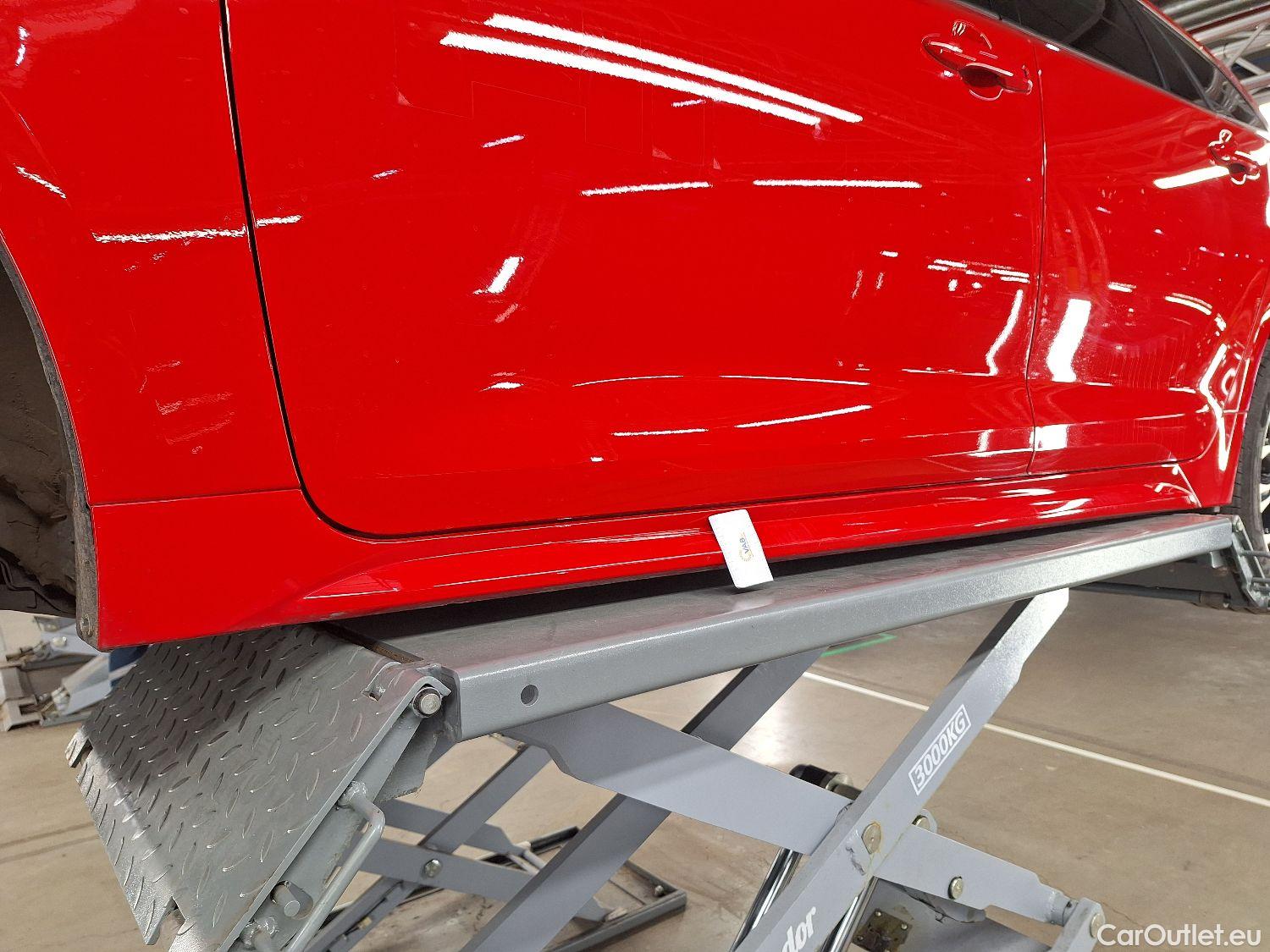  Toyota  Corolla Toyota,  TS '19, Toyota  Touring Sports 1.8 Hybrid Premium e #9