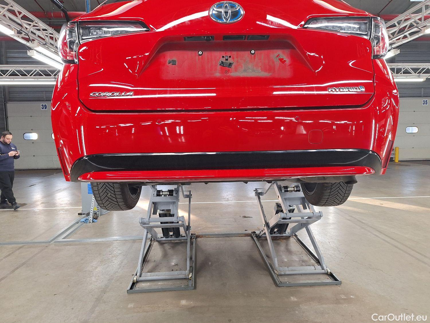  Toyota  Corolla Toyota,  TS '19, Toyota  Touring Sports 1.8 Hybrid Premium e #8