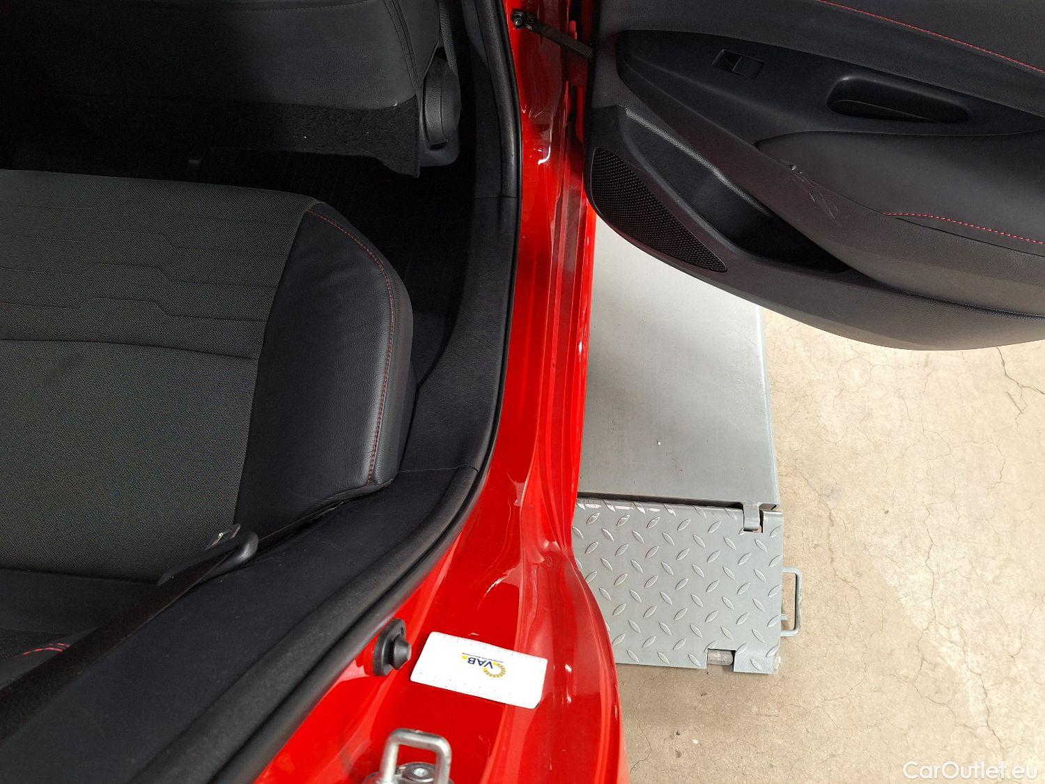  Toyota  Corolla Toyota,  TS '19, Toyota  Touring Sports 1.8 Hybrid Premium e #35