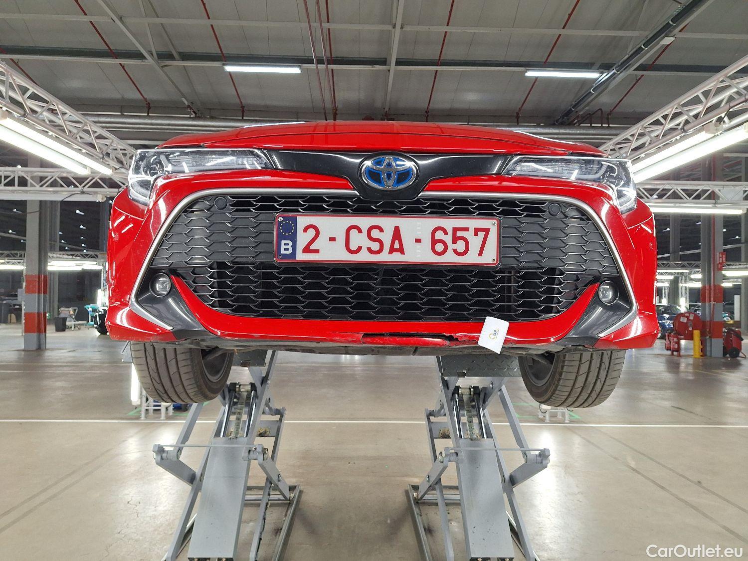  Toyota  Corolla Toyota,  TS '19, Toyota  Touring Sports 1.8 Hybrid Premium e #1