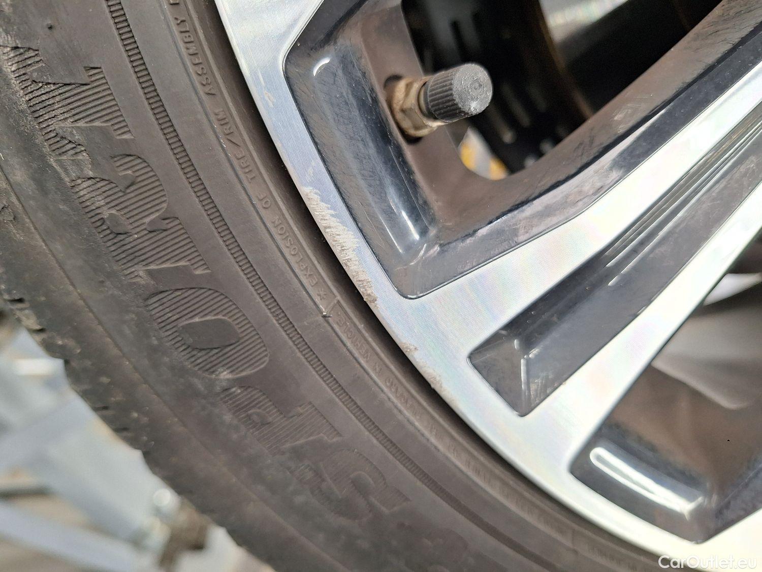  Toyota  Corolla Toyota,  TS '19, Toyota  Touring Sports 1.8 Hybrid Premium e #9