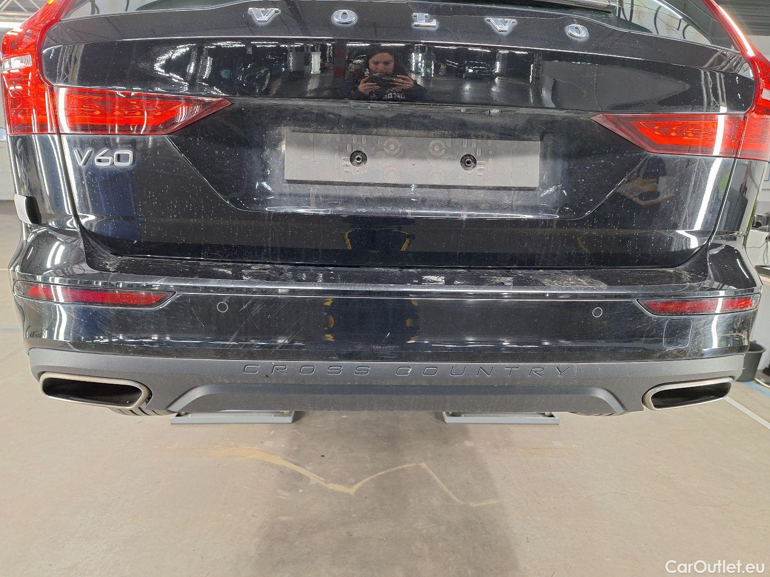  Volvo  V60 Volvo,  '18, Volvo  Cross Country B4 4x4 Geartronic Cross Co #19