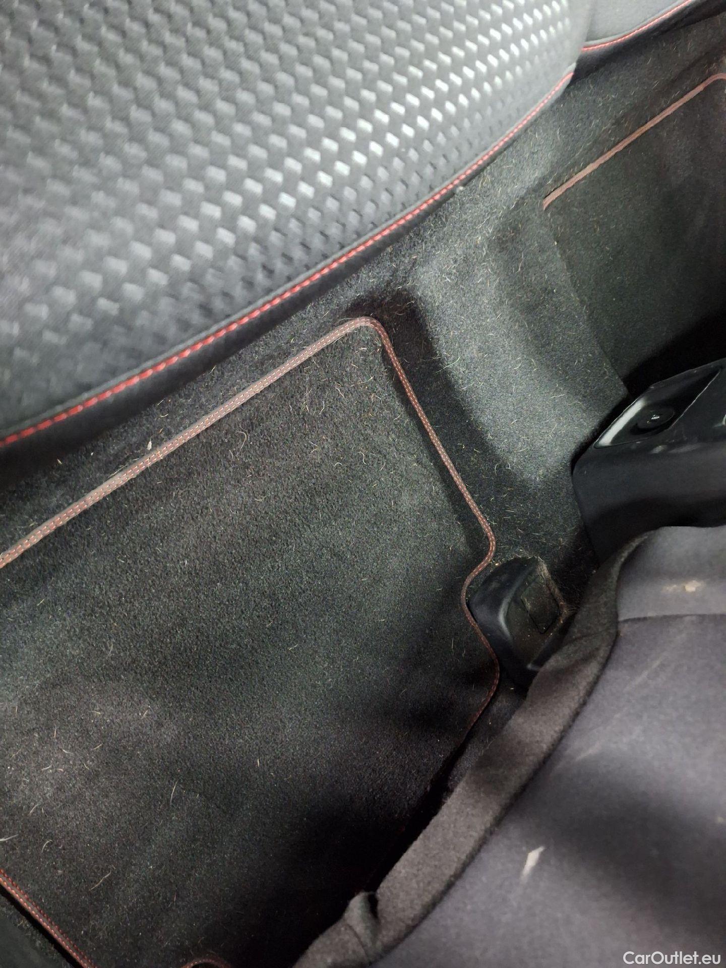  Ford  Kuga Ford,  '19 PHEV, Ford  2.5i PHEV Aut. 165kW ST-Line 5d #39