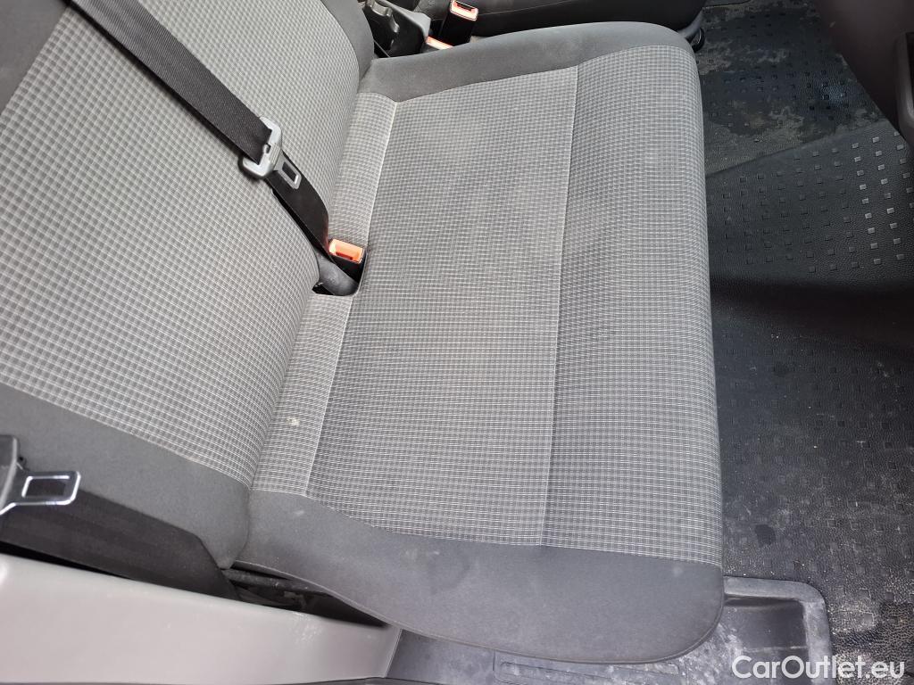  Volkswagen  Transporter VOLKSWAGEN  / 2019 / 4P / Fourgon tôlé 2.0 TDi 150 L1H1 Business Plus #18