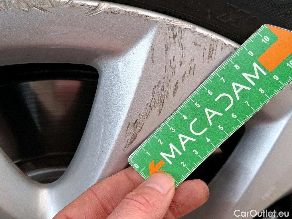  Bmw  Serie 2 BMW  Active Tourer / 2018 / 5P / monospace 225xe Business Design Auto #37