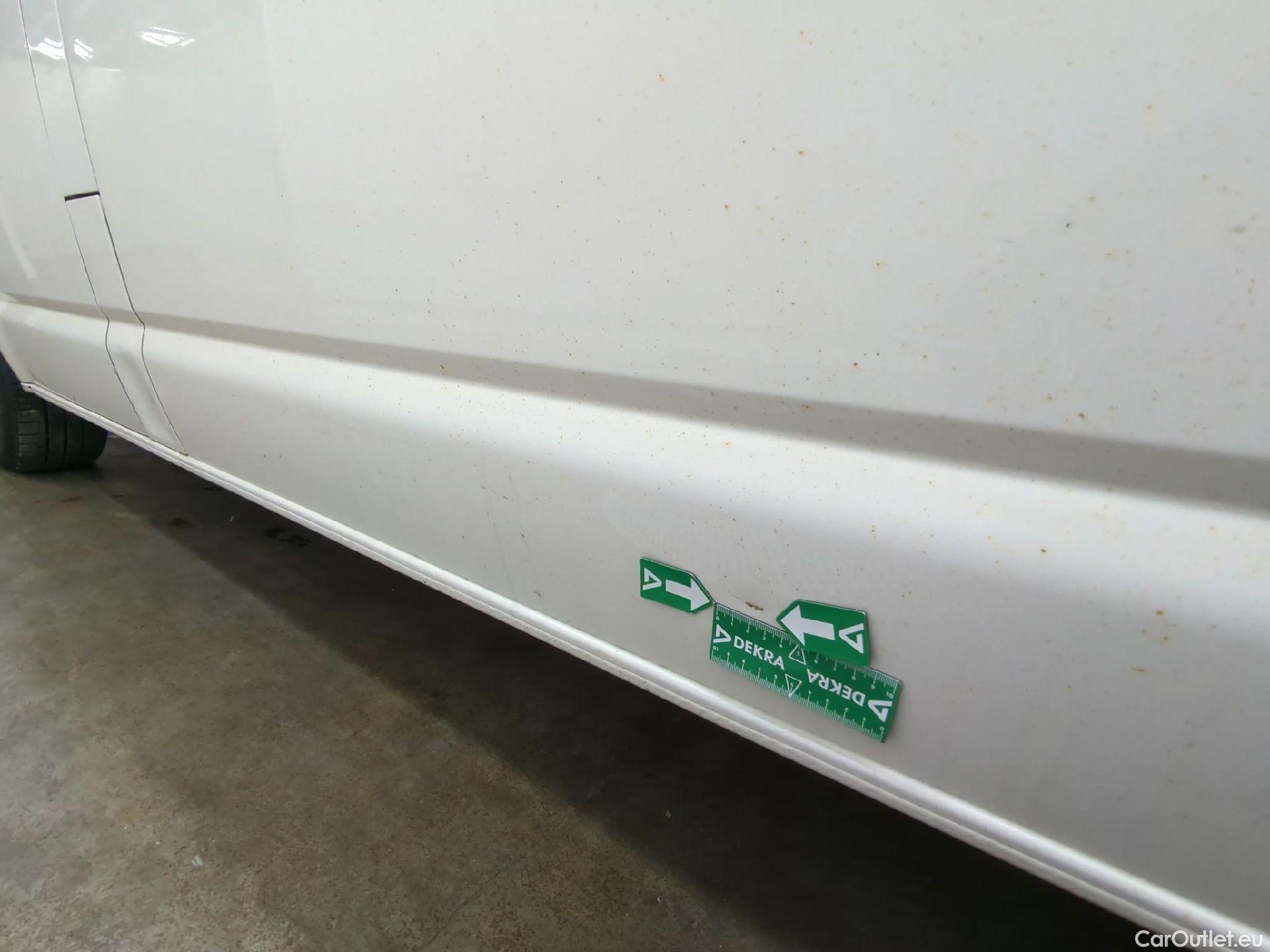  Volkswagen  Transporter T6  Fourgon -Mittelhochdach 4Motion 2.0 TDI 150CV BVM6 E6 #25