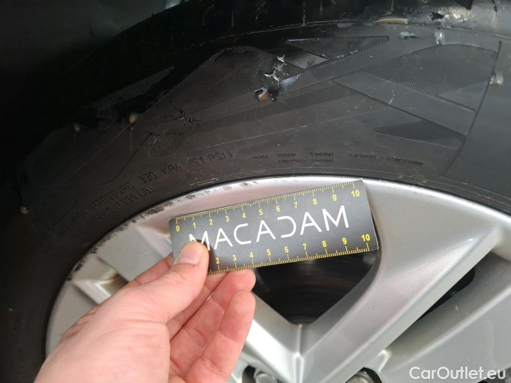  Toyota  Corolla  Touring Sports / 2018 / 5P / Break Hybride 122h Dynamic Business Stage Acad / TRANSFO VP/VF #15