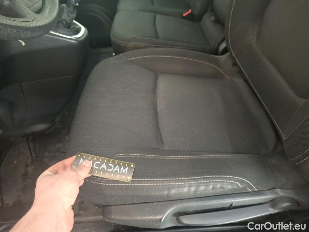  Renault  Trafic RENAULT  / 2019 / 4P / Fourgon tole NV FG GCF L1H2 1200 Energy dCi 145 #25