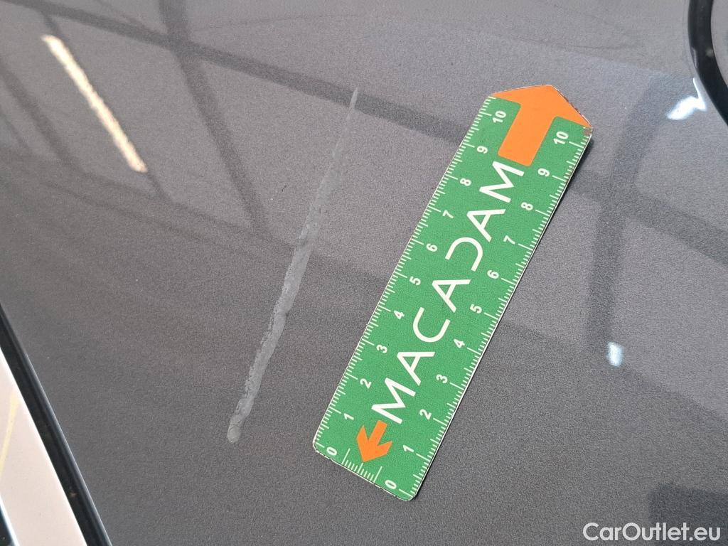  Audi  Q3 AUDI  / 2018 / 5P / SUV 45 TFSI E 245 S TRONIC S LINE #18