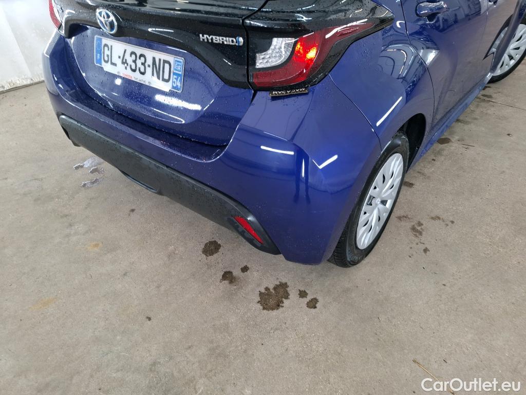  Toyota  Yaris TOYOTA  Hybride Affaires / 2019 / 5P / Berline 1.5 Hybride 116h Dynamic Business Affair #9