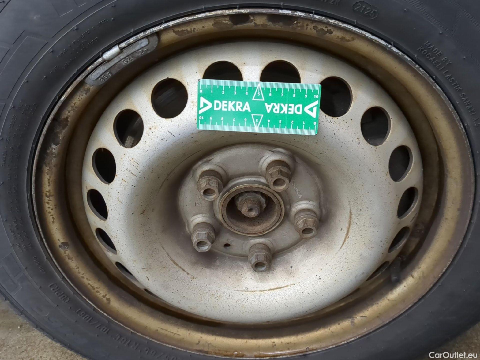  Volkswagen  Transporter T6  Fourgon -Mittelhochdach 4Motion 2.0 TDI 150CV BVM6 E6 #10