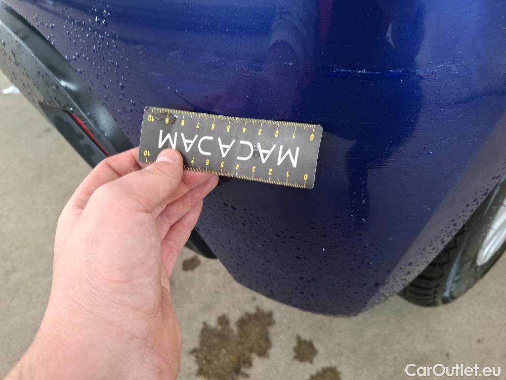  Toyota  Yaris TOYOTA  Hybride Affaires / 2019 / 5P / Berline 1.5 Hybride 116h Dynamic Business Affair #11