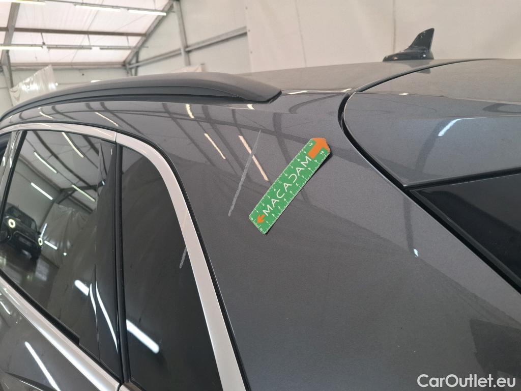  Audi  Q3 AUDI  / 2018 / 5P / SUV 45 TFSI E 245 S TRONIC S LINE #17