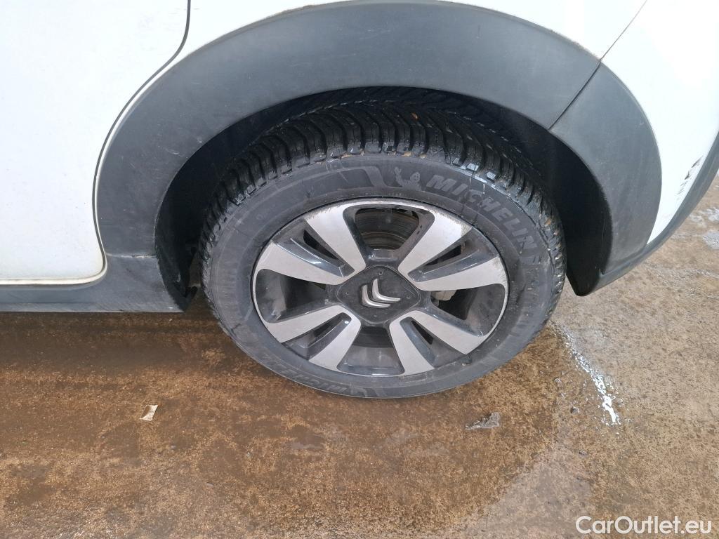  Citroen  C3  Shine Business 1.2 PureTech 110CV BVM6 E6d #13