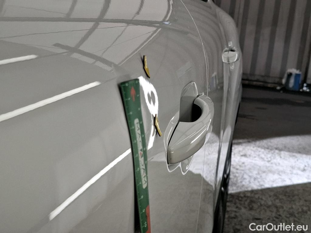  Citroen  C4  Berline Feel Pack 1.5 BlueHDI 130CV BVA8 E6d #6