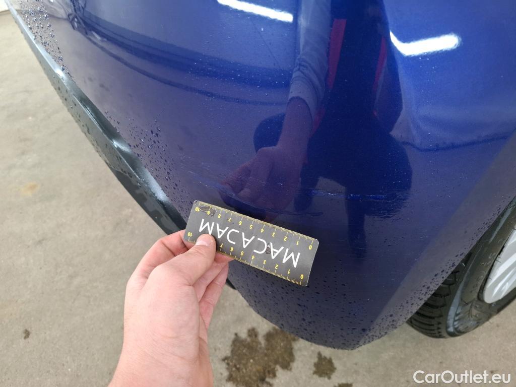  Toyota  Yaris TOYOTA  Hybride Affaires / 2019 / 5P / Berline 1.5 Hybride 116h Dynamic Business Affair #12