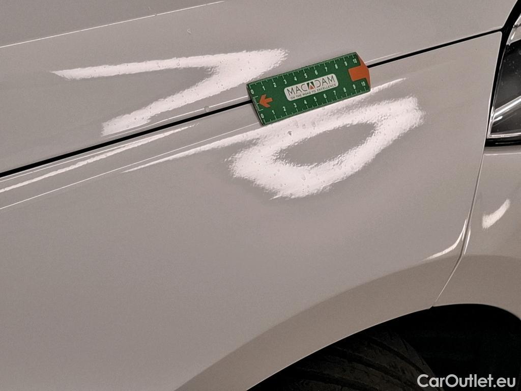  Bmw  Serie 1 BMW Série 1 / 2019 / 5P / Berline 116i DKG7 Business Design #6