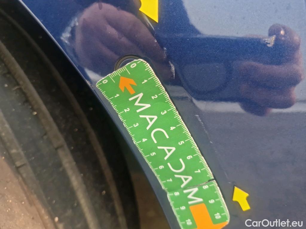  Bmw  Serie 1 Série 1 Berline 118 i Lounge 1.5 135CV BVA7 E6d #44