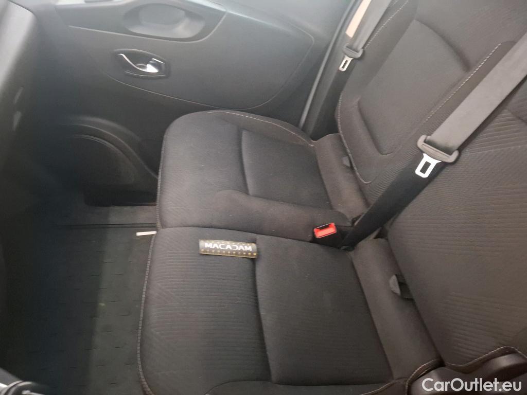  Renault  Trafic RENAULT  / 2019 / 4P / Fourgon tole NV FG GCF L1H2 1200 Energy dCi 145 #21