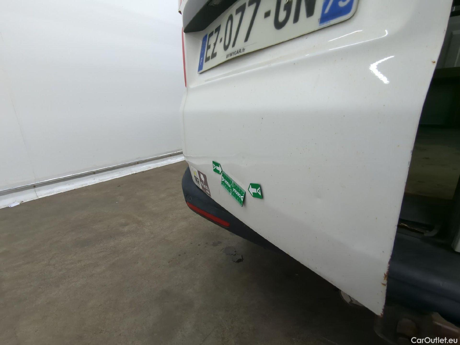  Volkswagen  Transporter T6  Fourgon -Mittelhochdach 4Motion 2.0 TDI 150CV BVM6 E6 #28