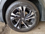  Peugeot  2008 PEUGEOT  / 2019 / 5P / CROSSOVER BLUEHDI 130 EAT8 ALLURE S/S AUT. #20