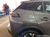  Peugeot  2008 PEUGEOT  / 2019 / 5P / CROSSOVER BLUEHDI 130 EAT8 ALLURE S/S AUT. #40