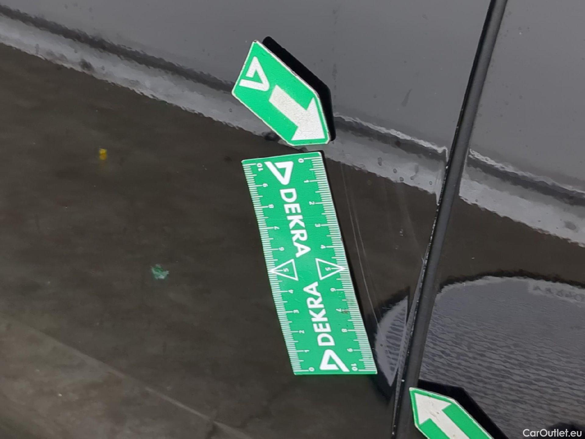  DS  DS7 DS DS 7 Crossback / 2017 / 5P / SUV E-TENSE 225 PERFORMANCE Line + #29