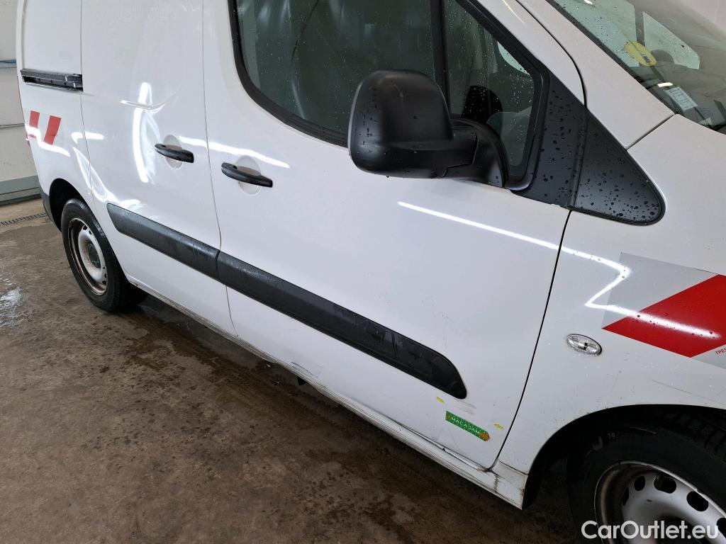  Citroen  Berlingo  Fourgon Club L1 (Court) 1.6 BlueHDi 100CV BVM5 E6 #25