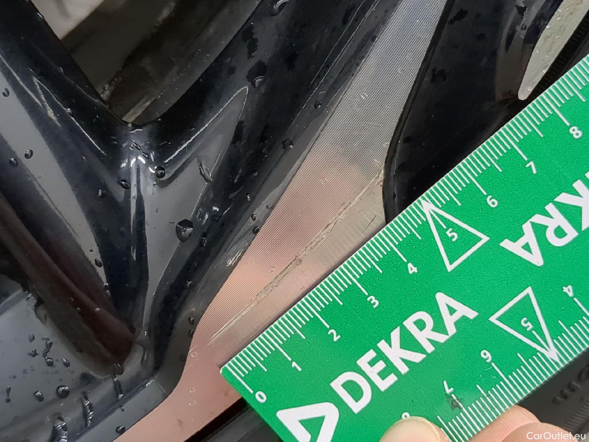  DS  DS7 DS DS 7 Crossback / 2017 / 5P / SUV E-TENSE 225 PERFORMANCE Line + #9