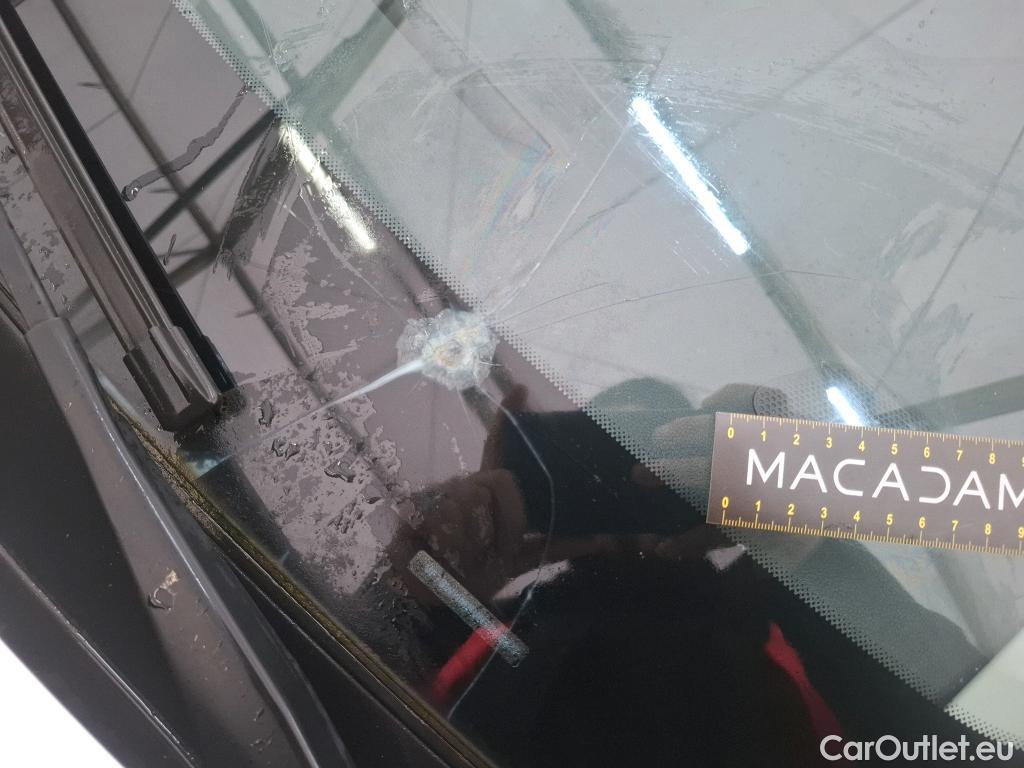  Citroen  C3  Société Feel 1.2 PureTech 80CV BVM5 E6d #8