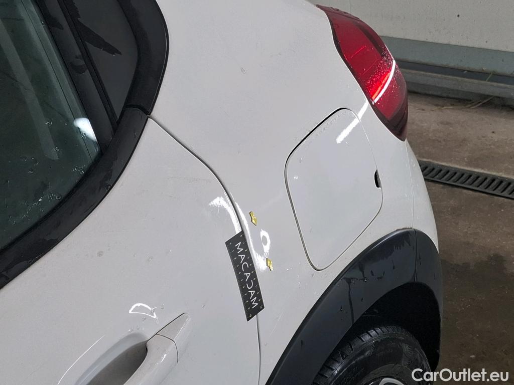  Citroen  C3  Société Feel 1.2 PureTech 80CV BVM5 E6d #10