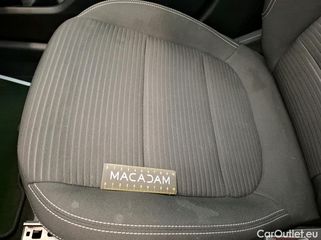  Ford  Kuga  / 2019 / 5P / SUV 2.5 190 hybrid Flexifuel Pshift Titanium / PARE BRISE HS #10