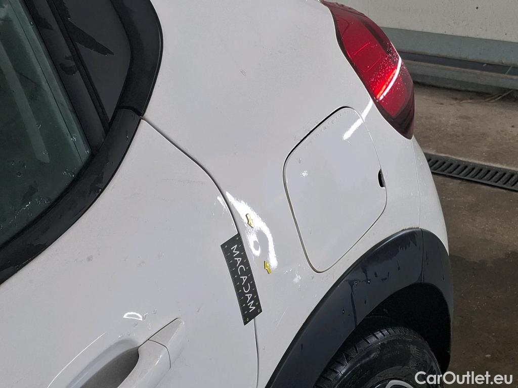  Citroen  C3  Société Feel 1.2 PureTech 80CV BVM5 E6d #11