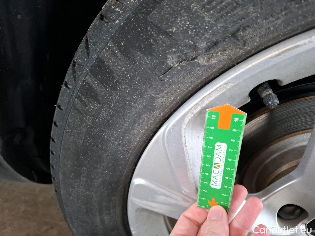  Citroen  C5 CITROEN  Aircross / 2018 / 5P / SUV Hybrid 225 ë-EAT8 Business #42