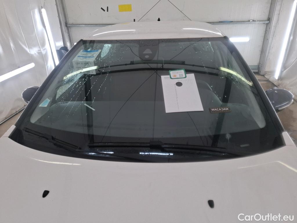  Citroen  C3  Société Feel 1.2 PureTech 80CV BVM5 E6d #1