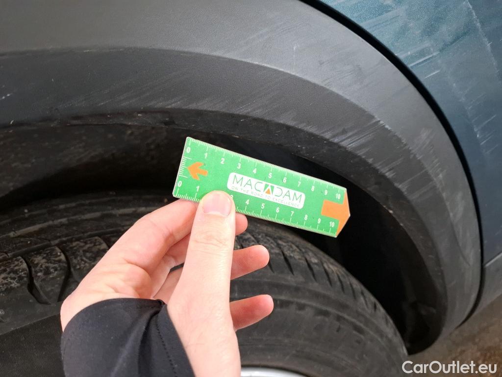  Citroen  C5 CITROEN  Aircross / 2018 / 5P / SUV Hybrid 225 ë-EAT8 Business #48