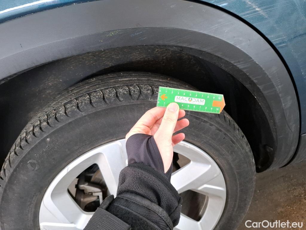  Citroen  C5 CITROEN  Aircross / 2018 / 5P / SUV Hybrid 225 ë-EAT8 Business #47