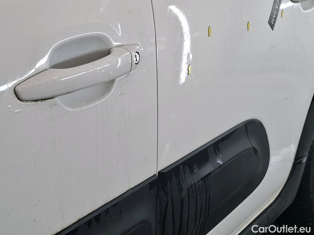  Citroen  C3  Société Feel 1.2 PureTech 80CV BVM5 E6d #16