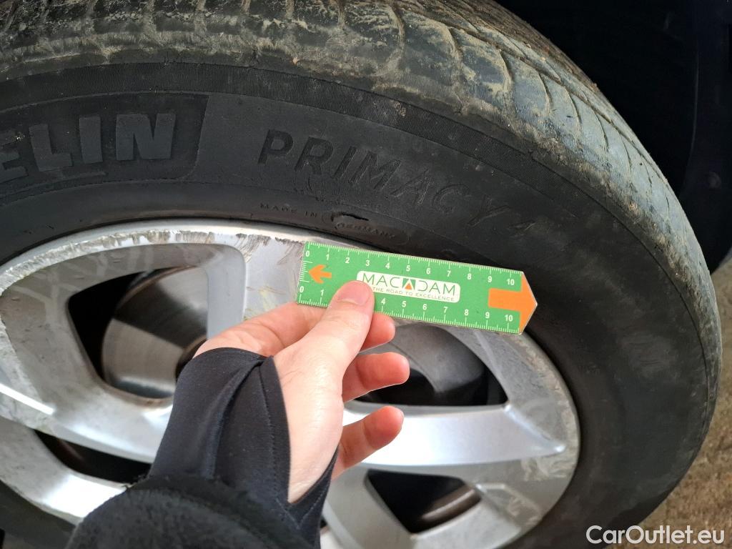  Citroen  C5 CITROEN  Aircross / 2018 / 5P / SUV Hybrid 225 ë-EAT8 Business #20