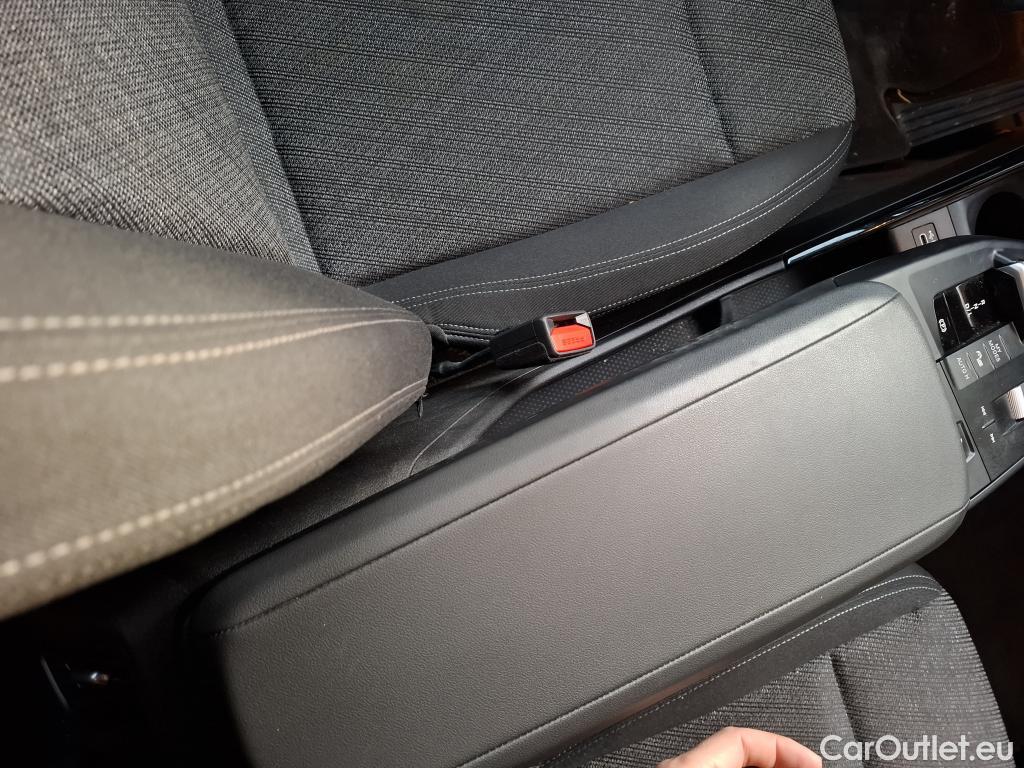  Bmw  X1 BMW  / 2022 / 5P / SUV sDrive18i Business Design DKG7 #27