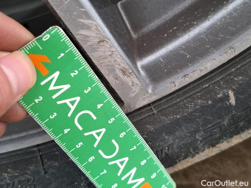  Mercedes  CLA-Klasse MERCEDES-BENZ CLA Coupe / 2019 / 4P / Coupé CLA 200 Business Line BA7 #17